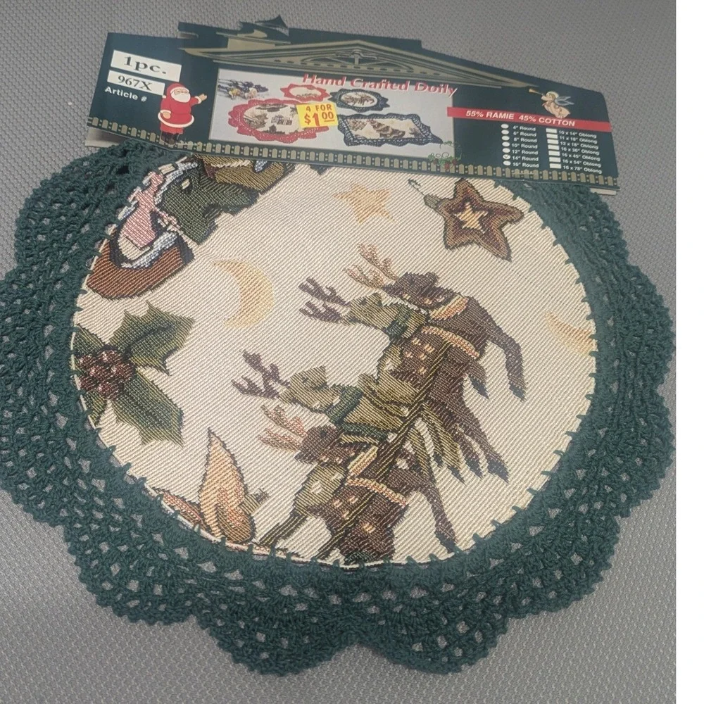 Set of 2 Vintage Christmas Tapestry Doilies Green Crochet Lace 14